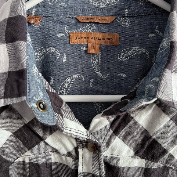 Jachs girlfriend, Buffalo Check/ paisley women’s button down, Large - Picture 9 of 10